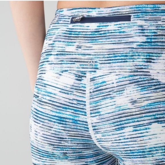 Lululemon Real Quick Tight Blurry Belle Multi Hero Blue, Size 12 - Picture 9 of 16